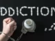 أعراض الإدمان