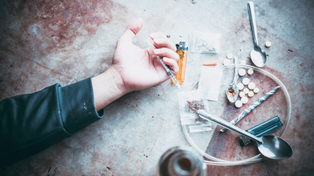 الإدمان السلوكي و الإدمان النفسي 4 الإدمان السلوكي و الإدمان النفسي